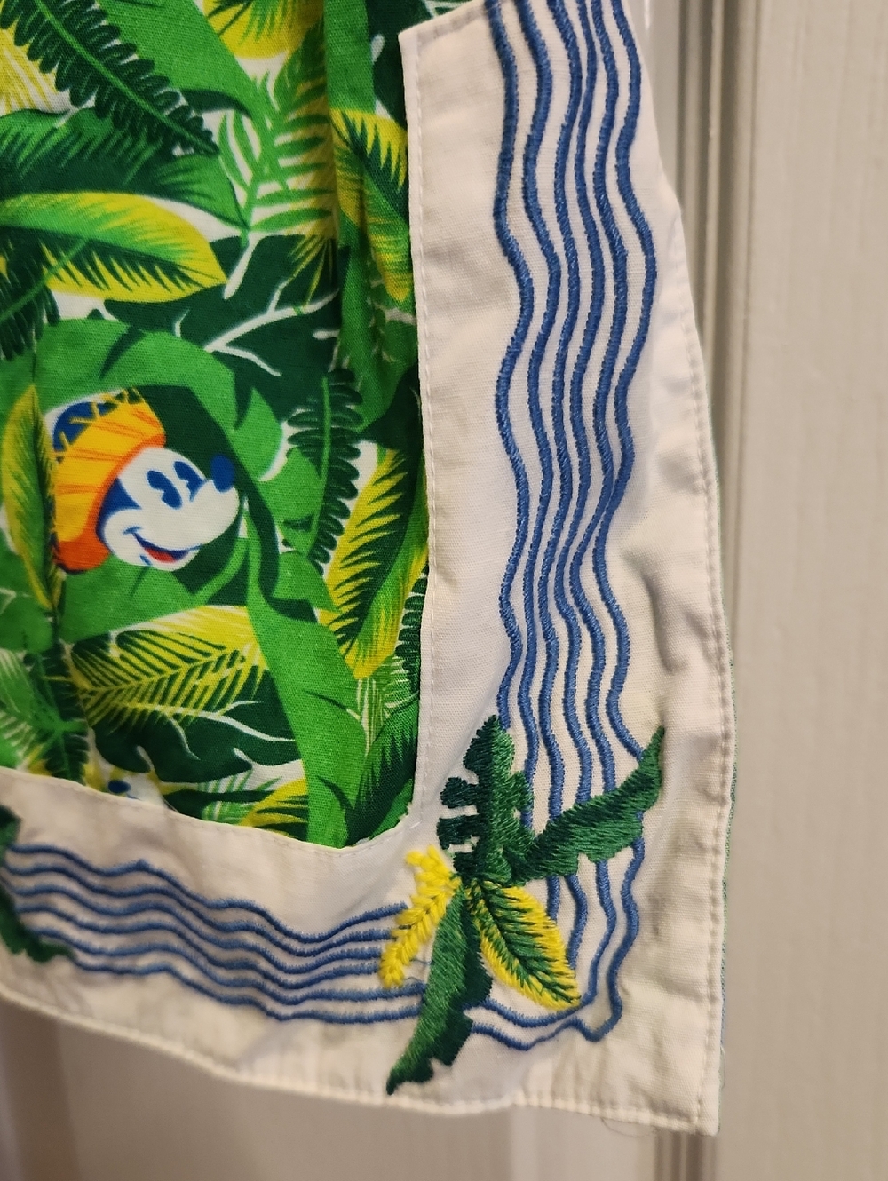 Disney Parks Caribbean Beach Resort Mickey Tropical Tunic Top Coverup L - Picture 8 of 12